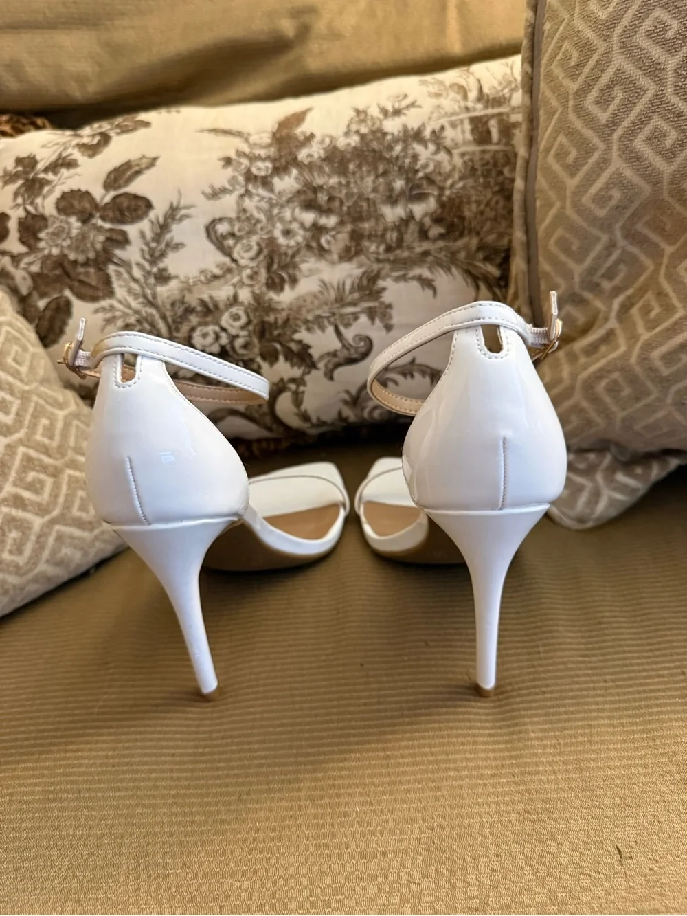 Anne Michelle White Ankle-Strap Stiletto Heels